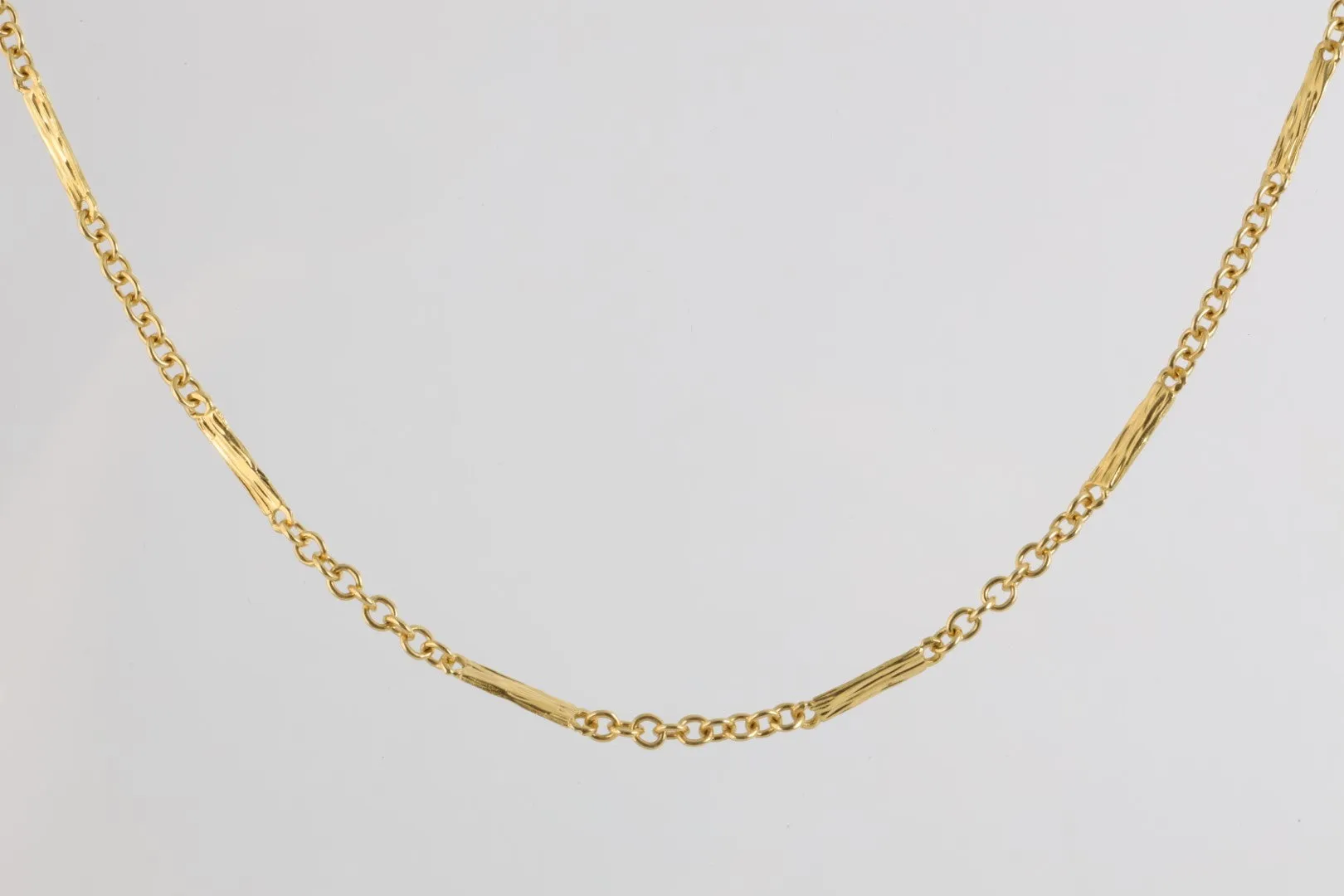 18" Roberto Coin 18k Yellow Gold Station Necklace (12.45g.)