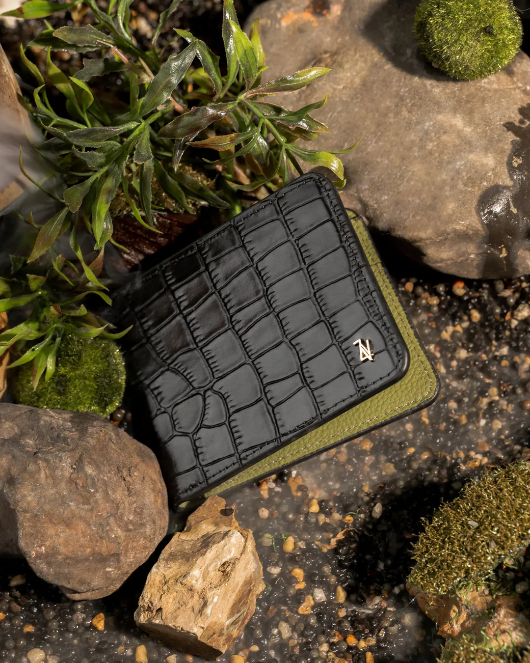 Artemis Croco Wallet - Black and Olive Green Leather