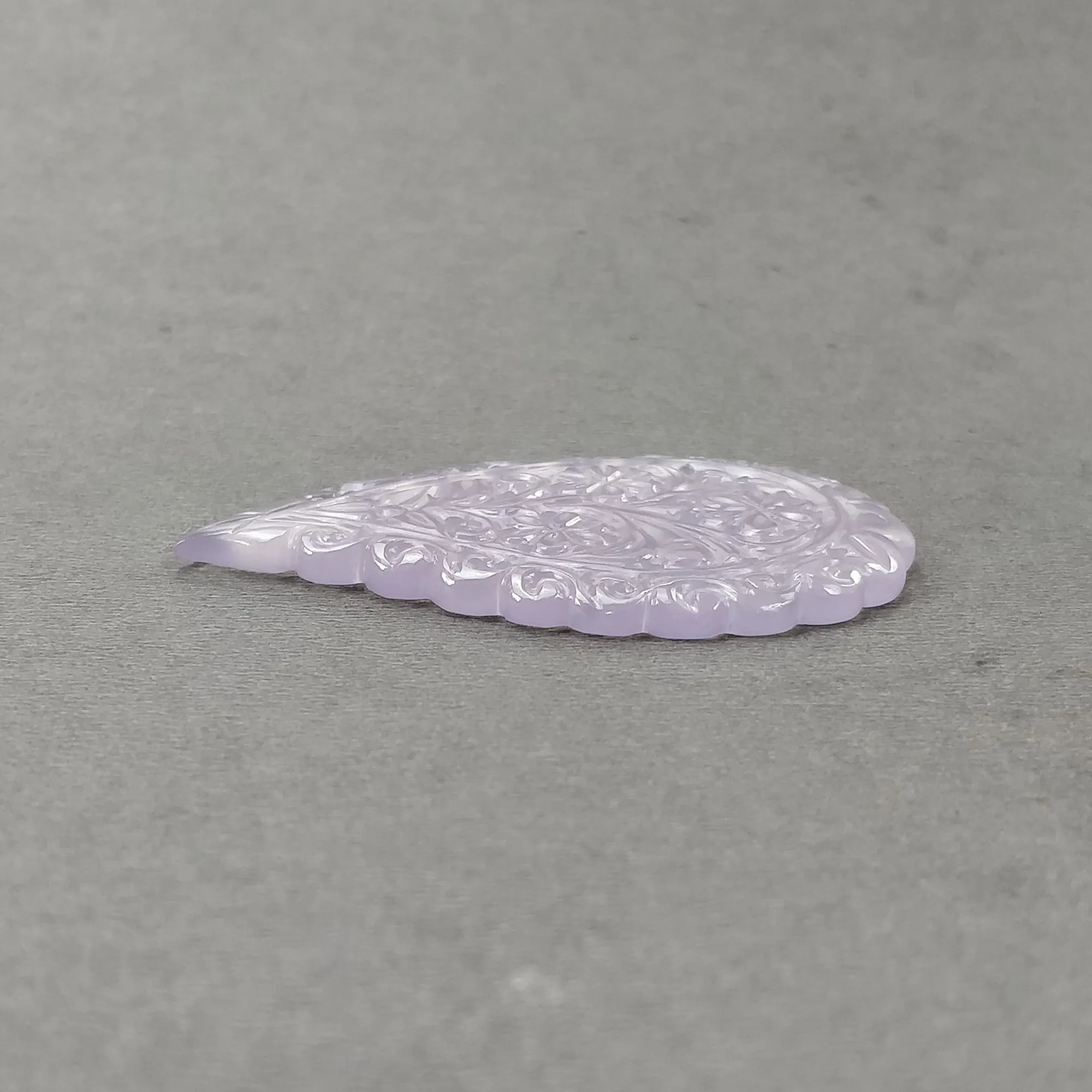 Chalcedony (See Video) Gemstone Carving : 56.10cts Natural Untreated Purple Chalcedony One Side Hand Carved Indian Leaf 57.5*35.5mm