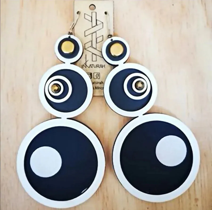 INKATURAH I Be Lady Monochrome Earring