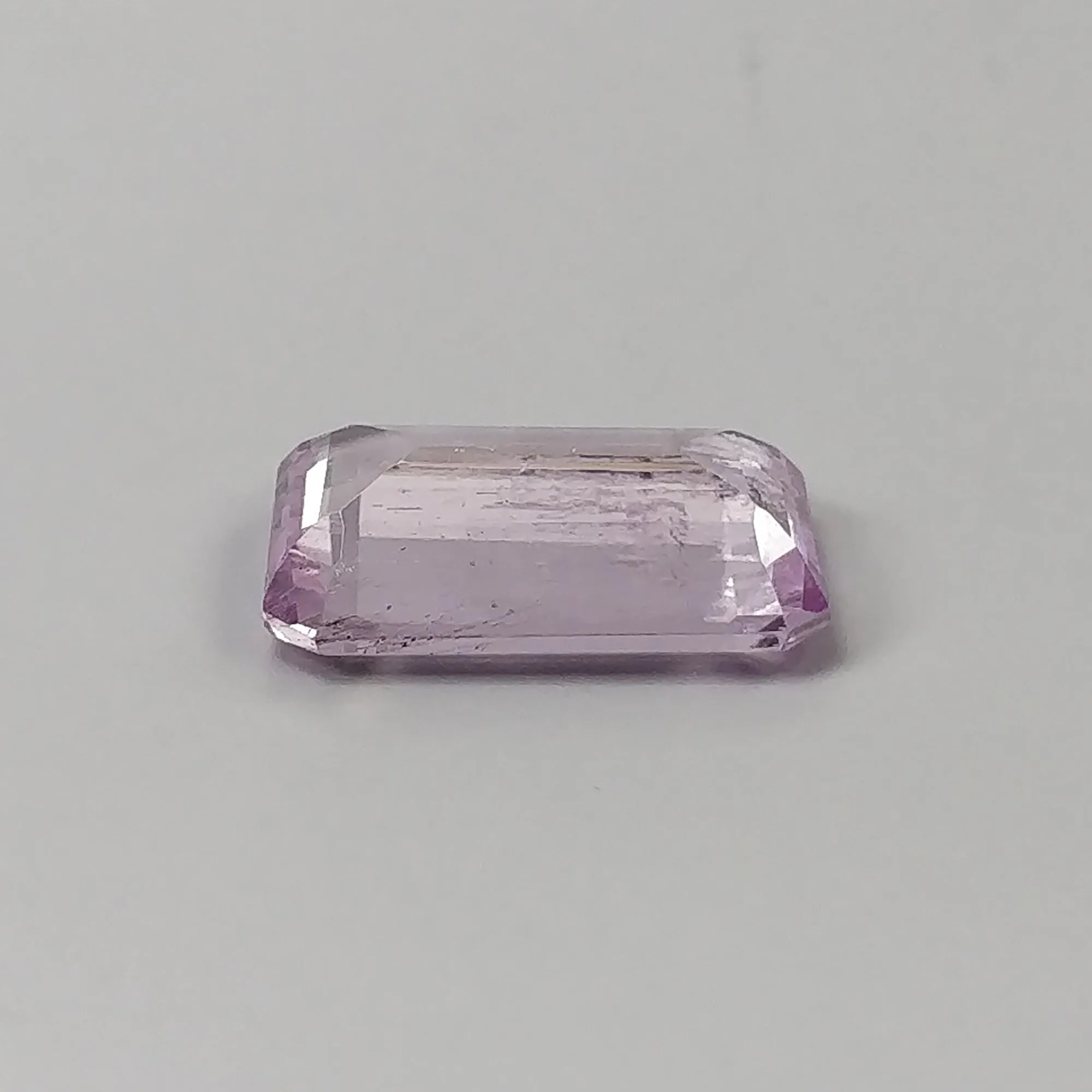 KUNZITE Gemstone Normal Cut : 8.25cts Natural Untreated Unheated Purple Kunzite Cushion Shape 15.5*12.5mm