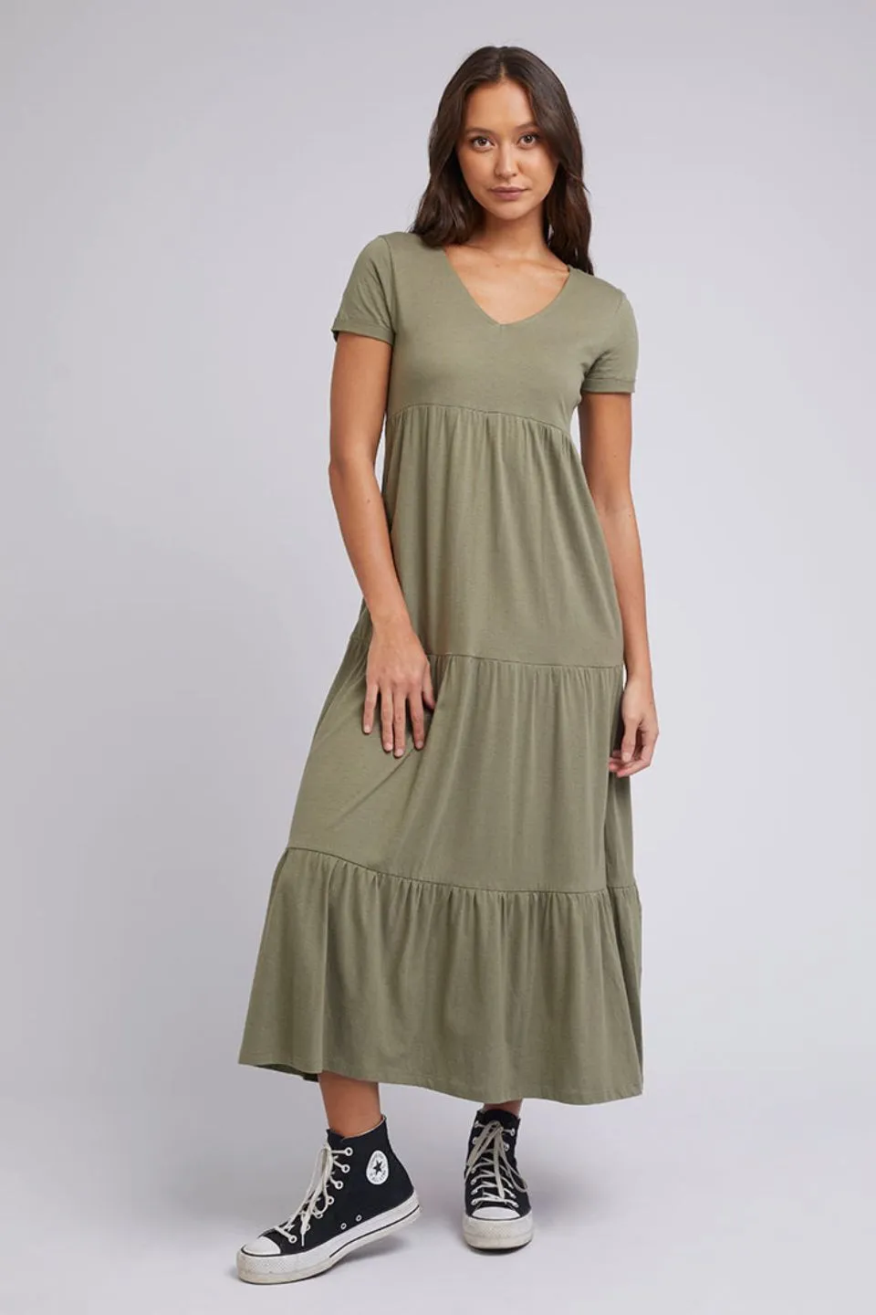 Lola Khaki Tiered SS Midi Dress