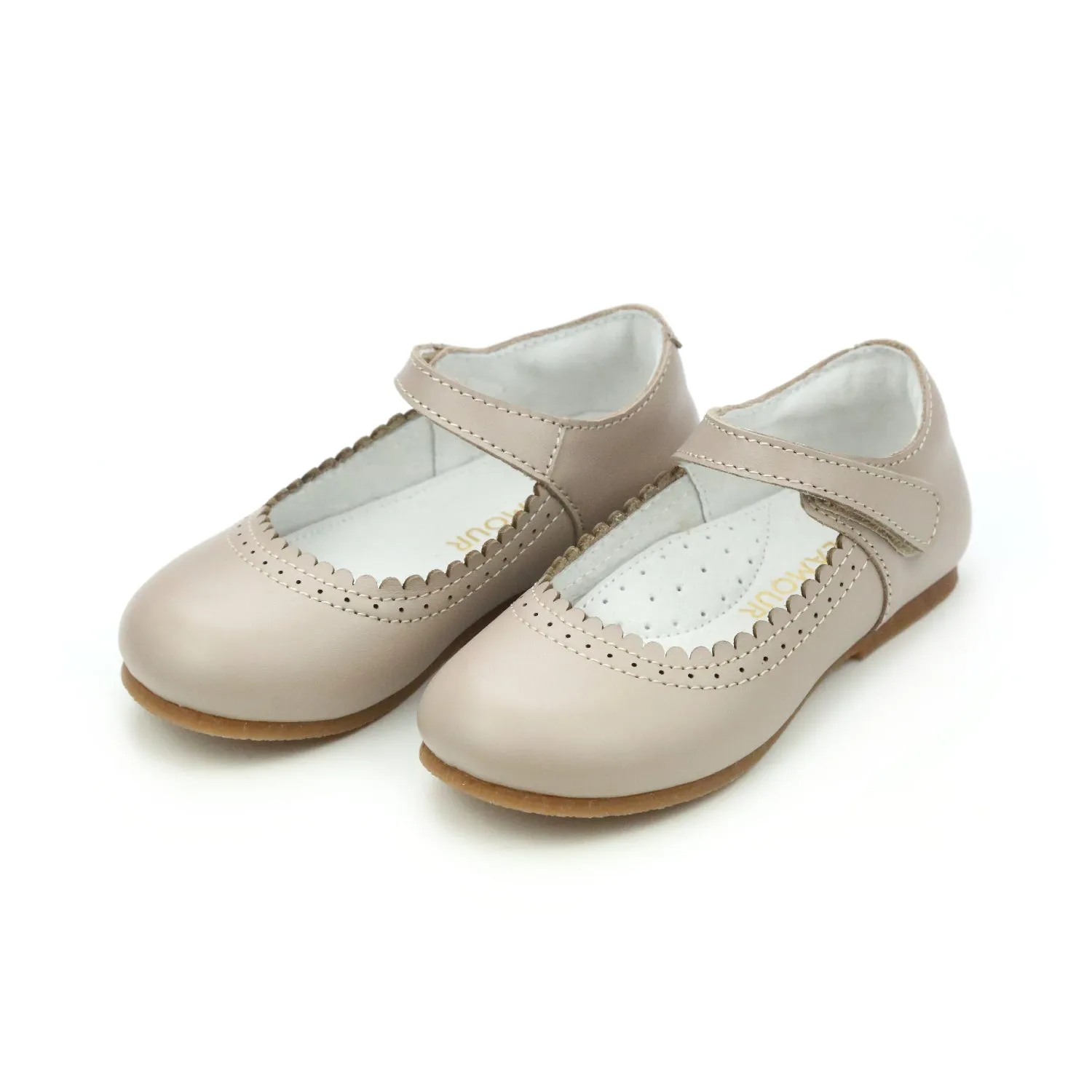 Lucille Scalloped Flat