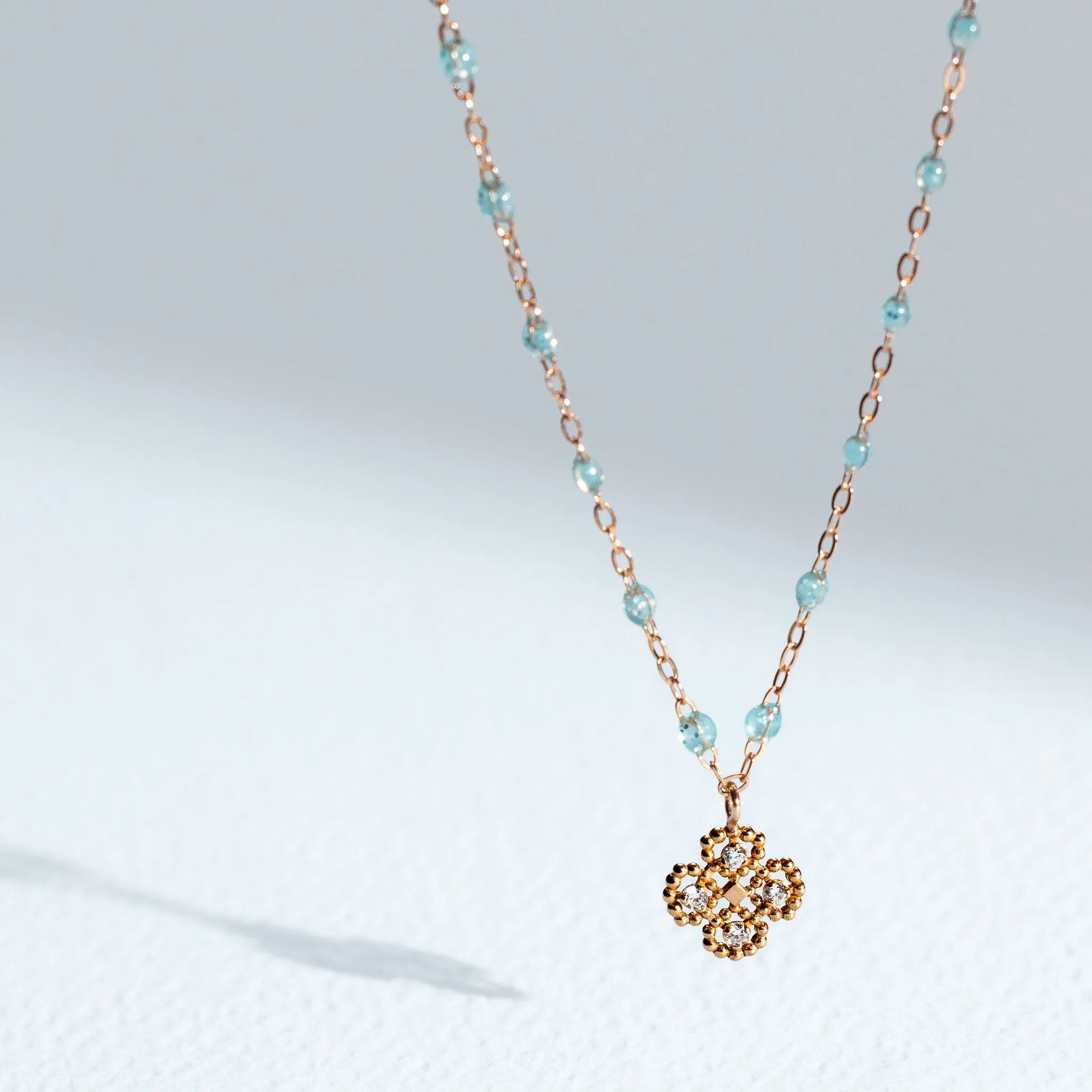 Lucky Clover Classic Gigi Aqua diamond necklace, Yellow Gold, 16.5"