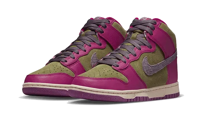 Nike Dunk High Dynamic Berry