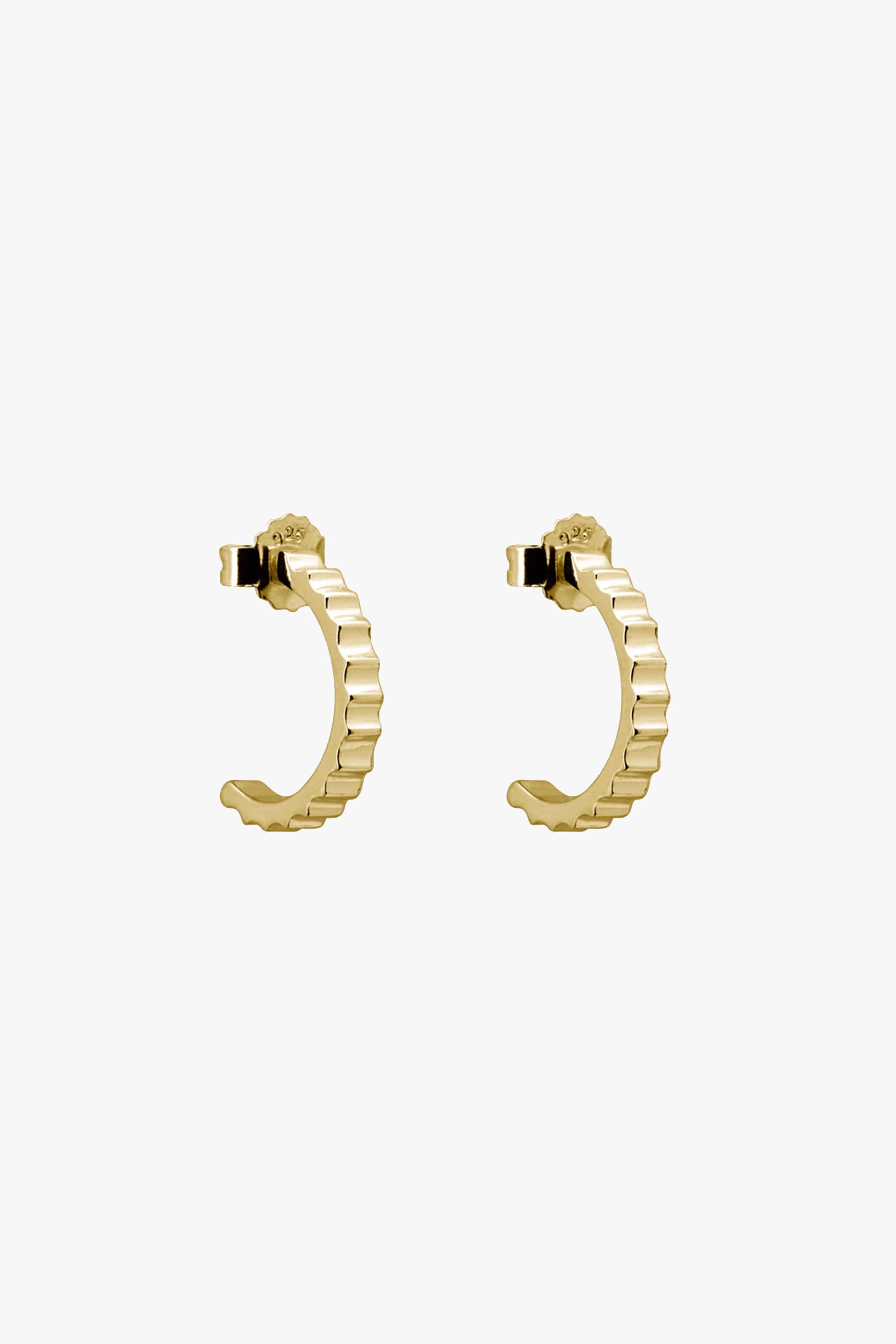 Ribbed 18k Gold Hoop EOL Earrings