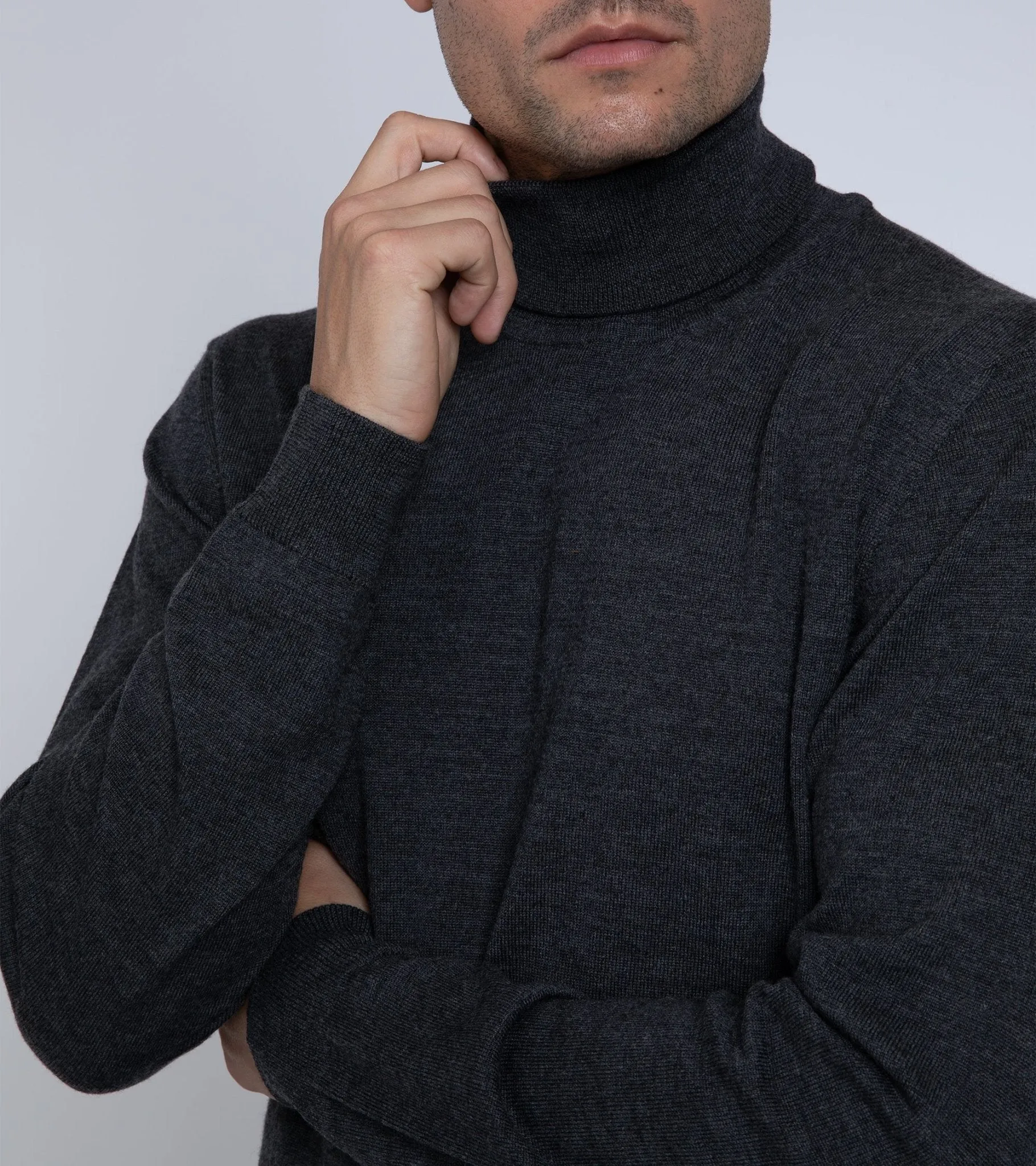 Trunk William Merino Roll Neck Sweater: Charcoal